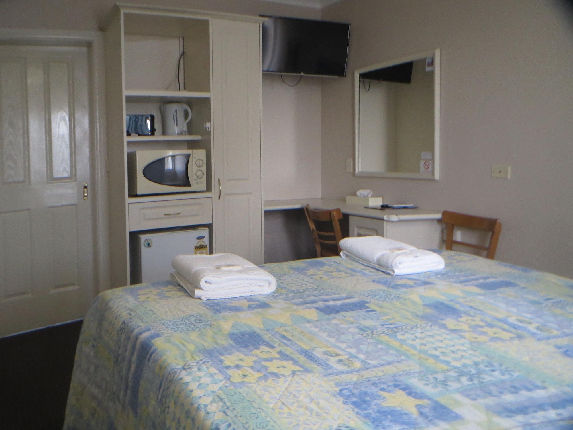 Coachman Hotel Motel Parkes Dış mekan fotoğraf