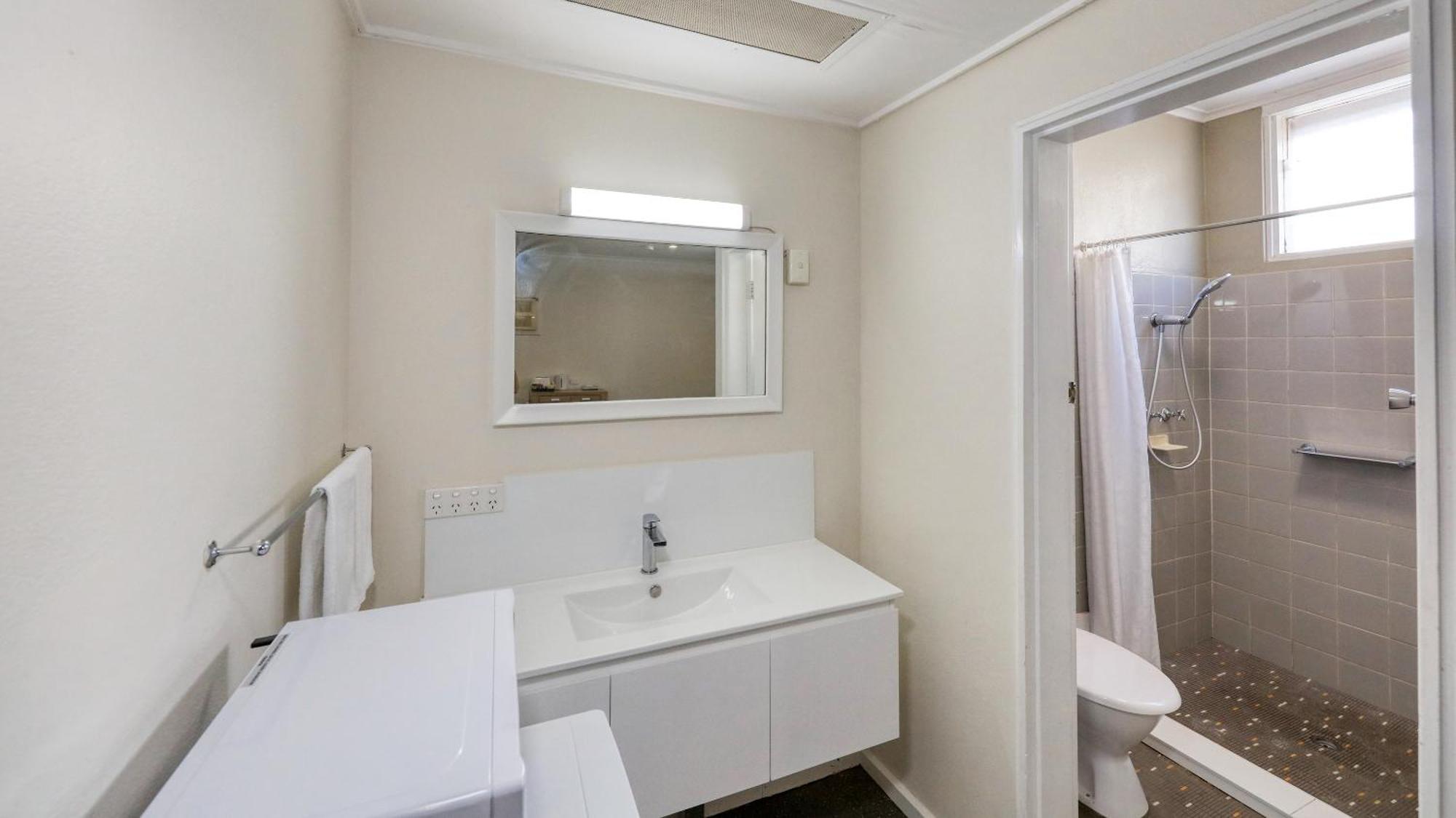 Coachman Hotel Motel Parkes Dış mekan fotoğraf