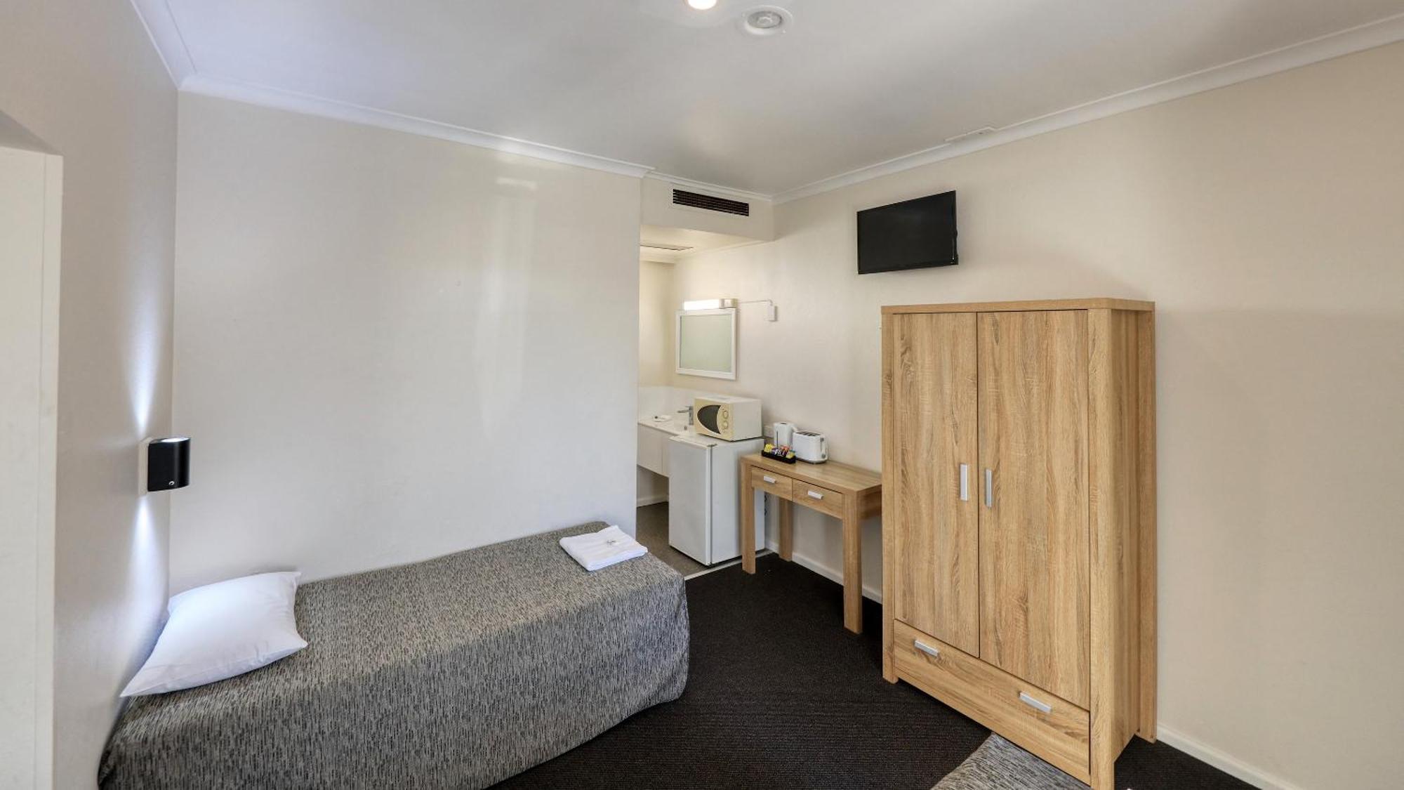 Coachman Hotel Motel Parkes Dış mekan fotoğraf