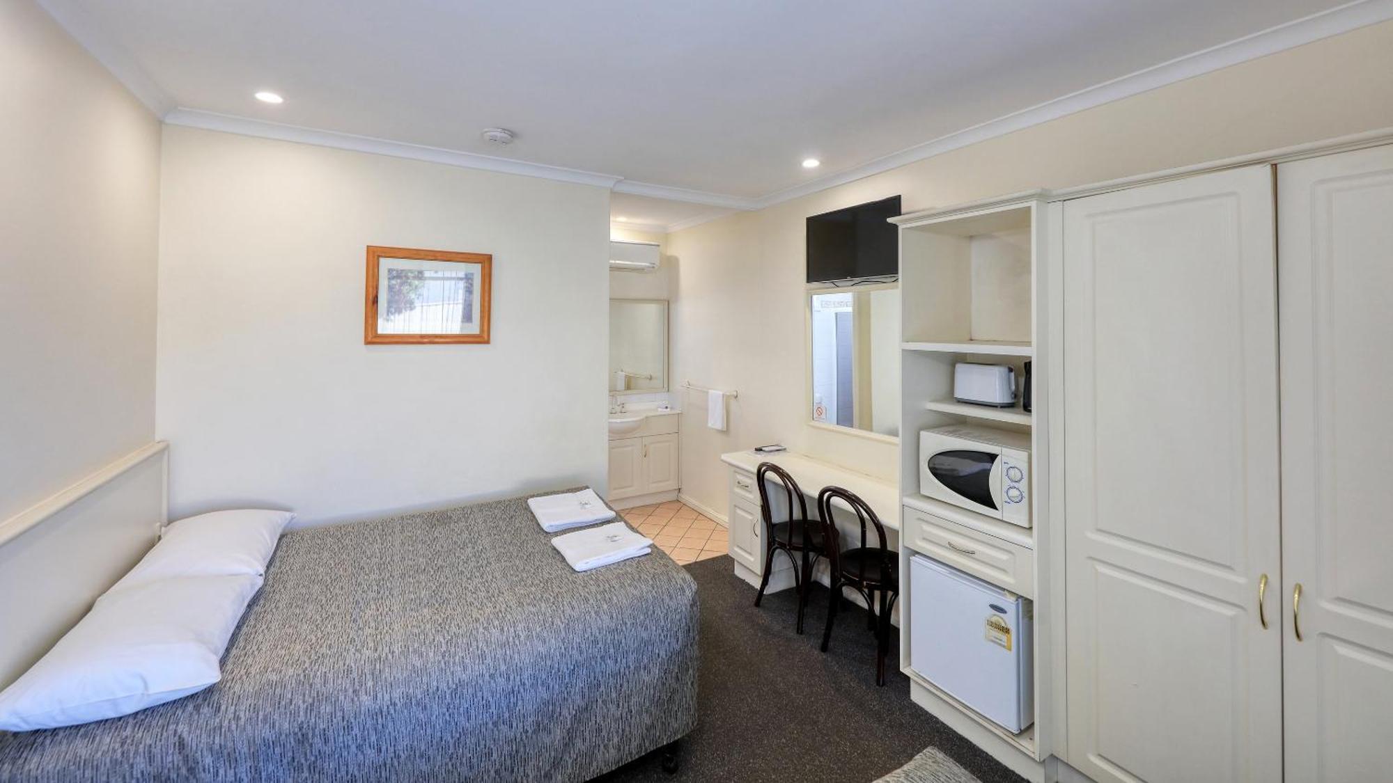 Coachman Hotel Motel Parkes Dış mekan fotoğraf