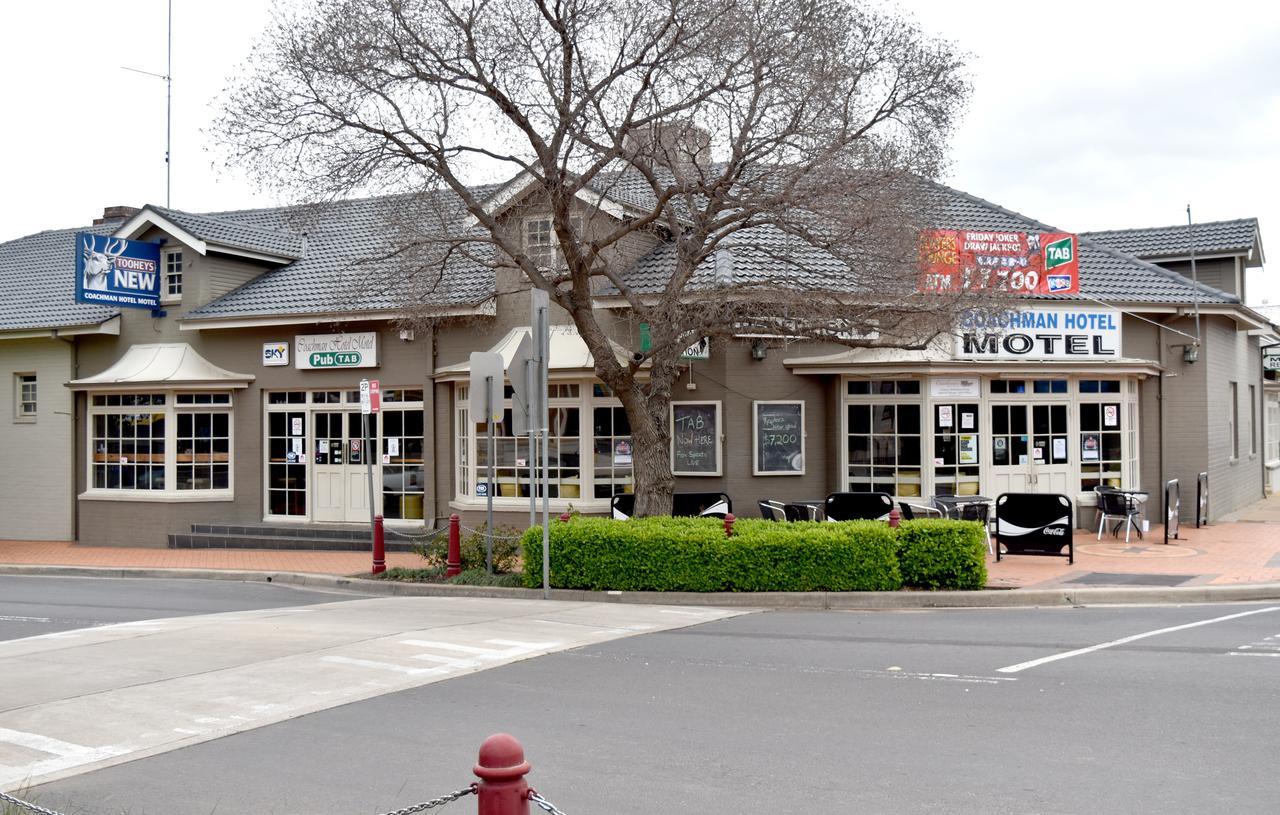 Coachman Hotel Motel Parkes Dış mekan fotoğraf